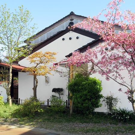 Shirokuma Inn Toyama Station Екстериор снимка